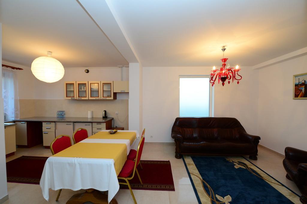 B&B Airport Modlin Nowy Dwór Mazowiecki Kamer foto