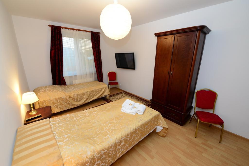 B&B Airport Modlin Nowy Dwór Mazowiecki Kamer foto